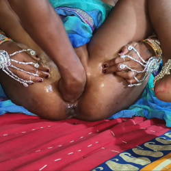 VS--DevarnepadosibhabhikechutmetellagakepurahanthghussadiyachudakrauntynechutmehanthdalwakechutsemaalgirayafeatSumang121biharEroticaIndianPornstarThreesomeHandjobHDPornxHamster-134